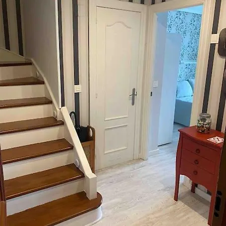 La Casa De Papel,atico Duplex , Proximo Vega Y Centro Ciudad アパート *