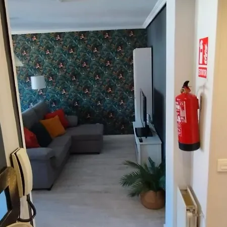 La Casa De Papel,atico Duplex , Proximo Vega Y Centro Ciudad アパート オビエド